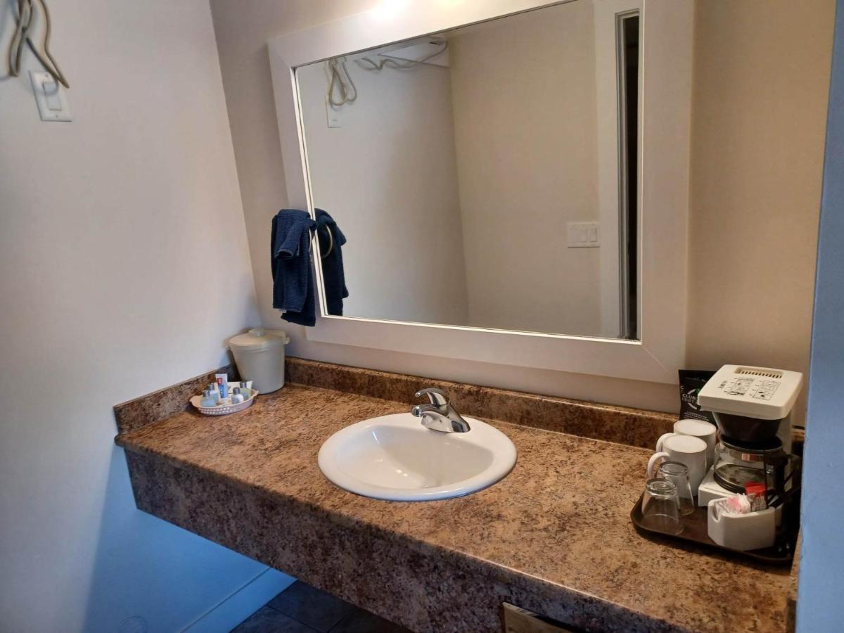 Grandview Motel Kamloops Dış mekan fotoğraf