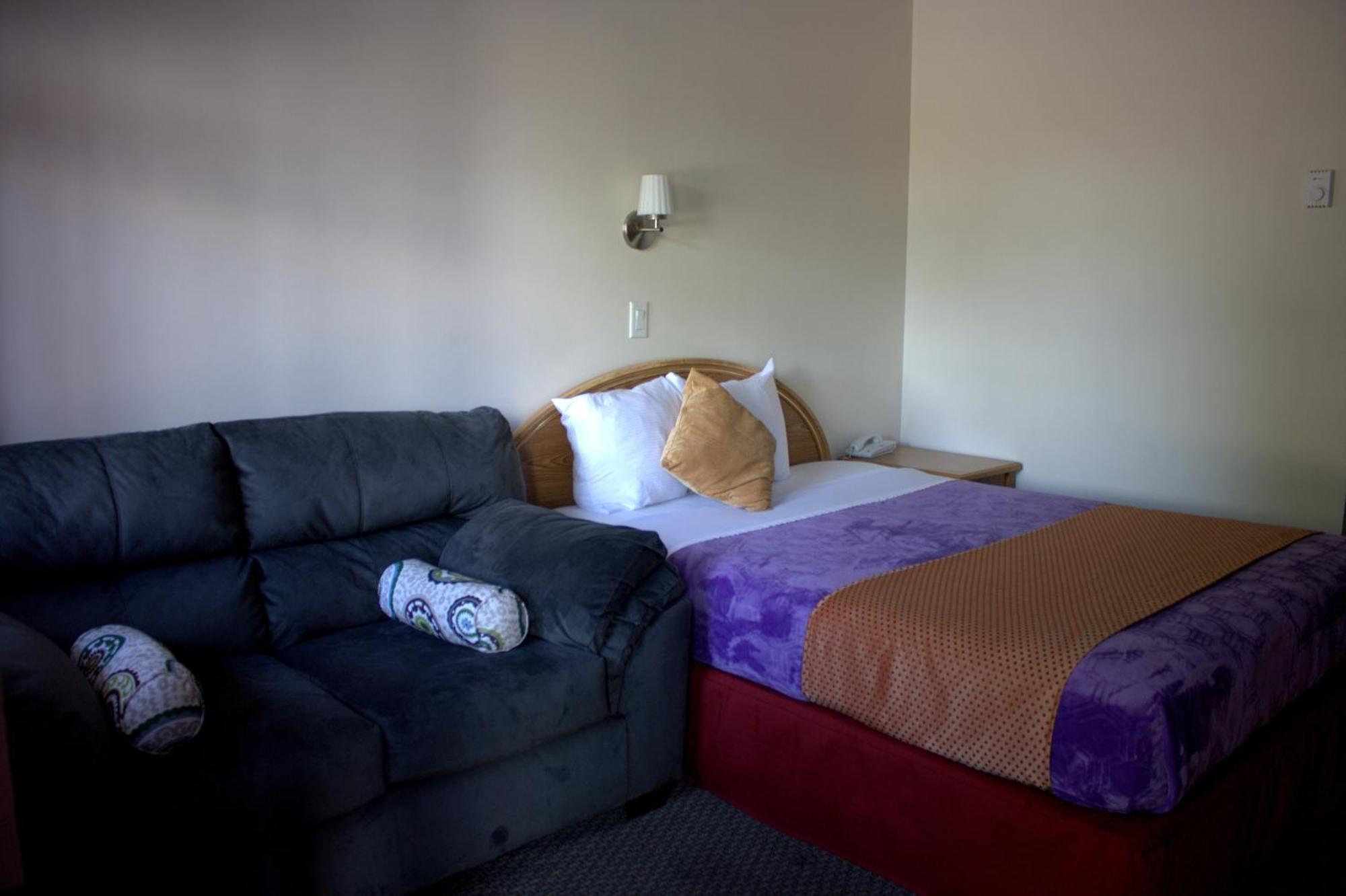 Grandview Motel Kamloops Oda fotoğraf